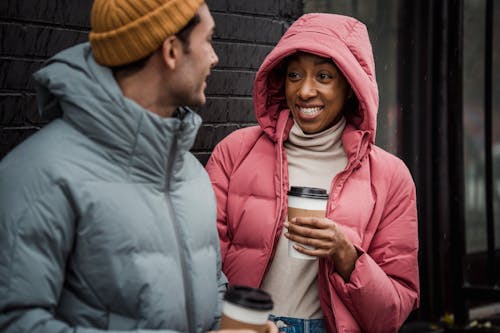 Kostnadsfri bild av afrikansk amerikan kvinna, arom, att gå