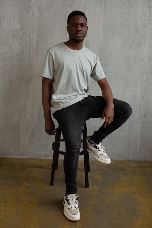 Guys wearing store white vans