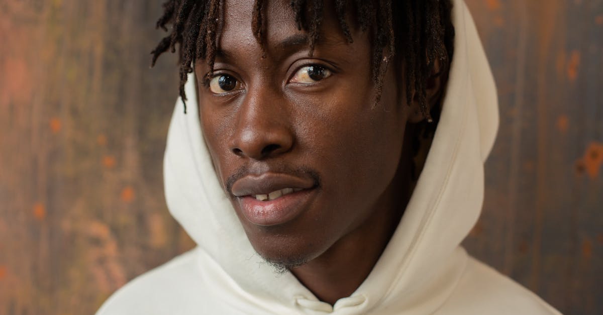 How to start dreads on white hair