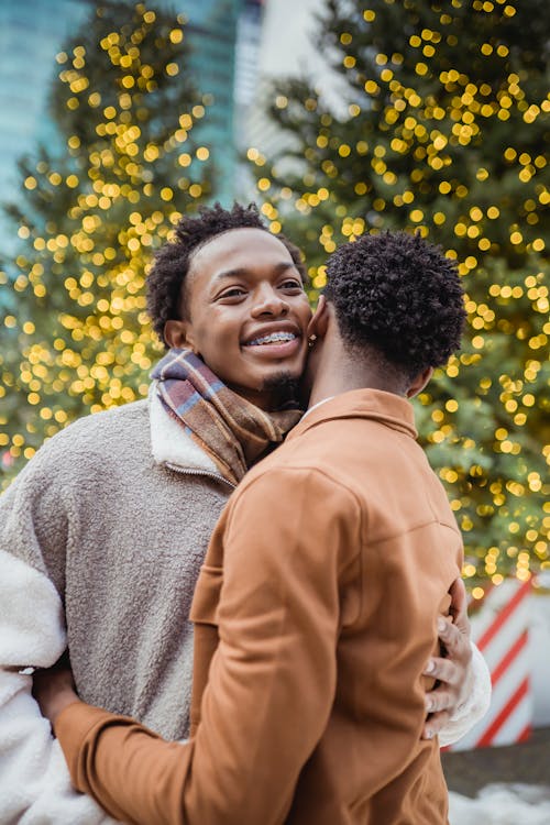Ingyenes stockfotó afro-amerikai férfiak, átkarolás, boldog témában