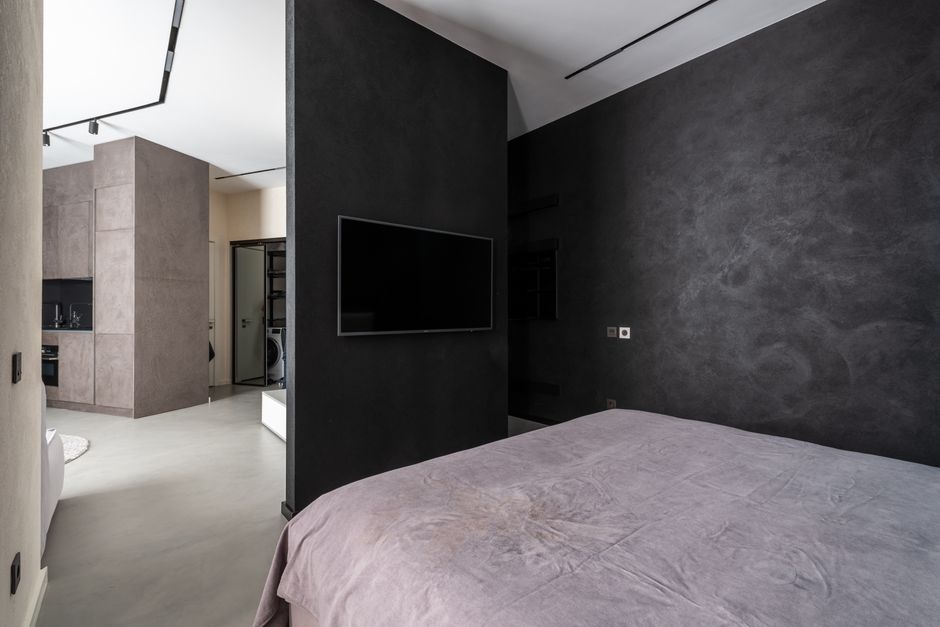 1. The Minimalist Layout: One of the Best Bedroom Layouts for Small Rooms