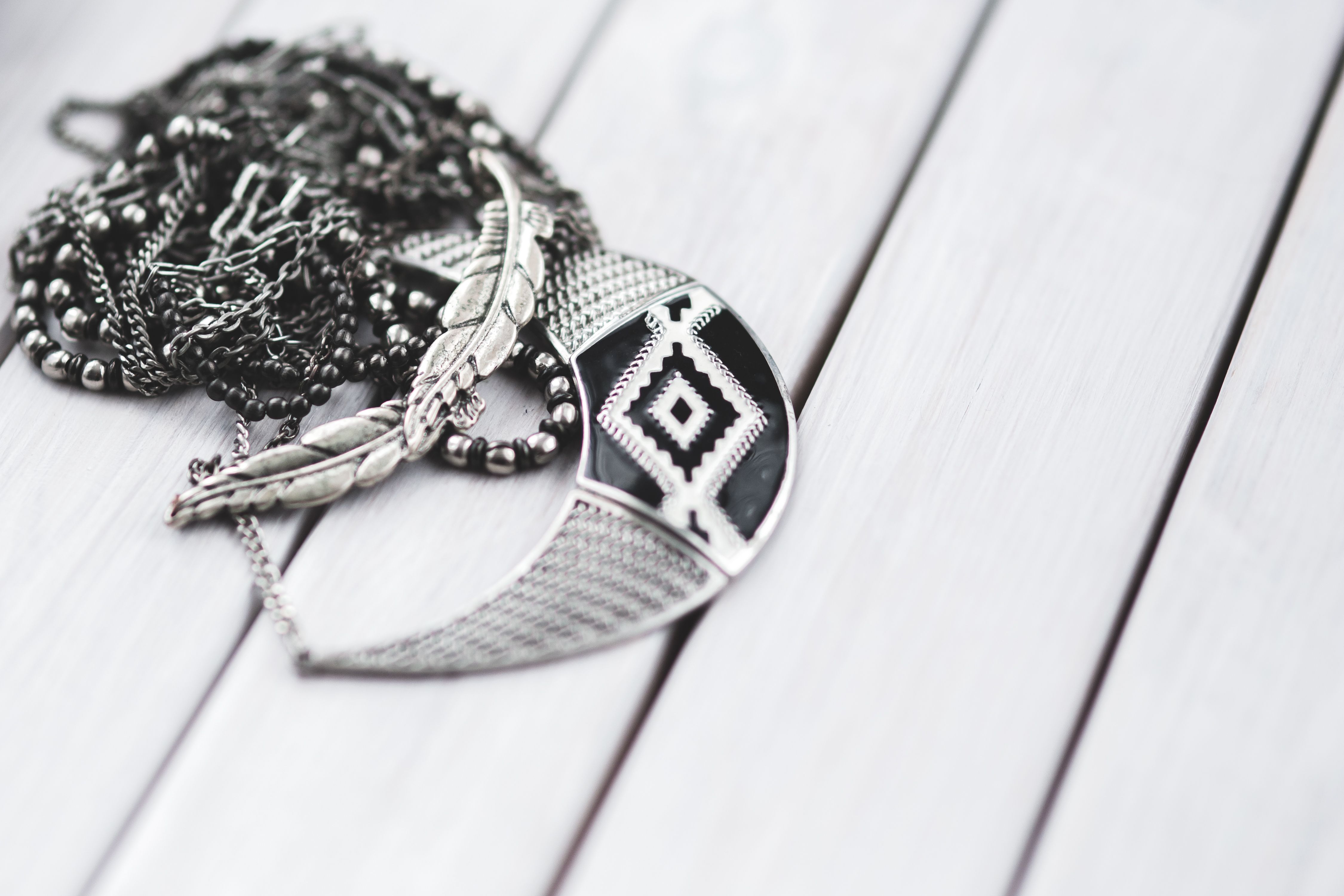 Kostenloses Foto Zum Thema Halsketten Nahansicht Schmuck kostenloses-foto-zum-thema-halsketten-nahansicht-schmuck