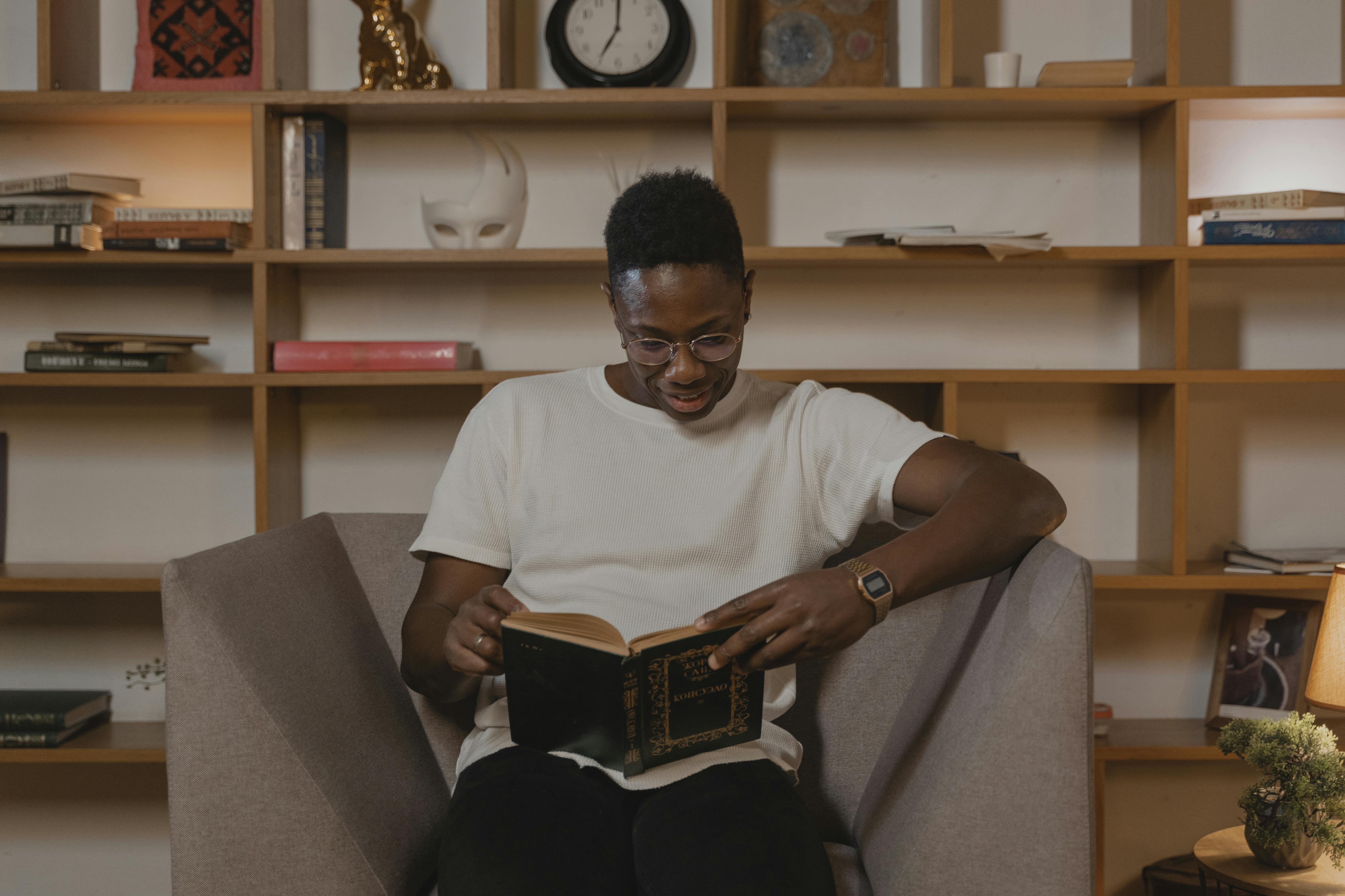 6 Books to Support Your Personal Growth This Year — Photo by Tima Miroshnichenko on Pexels