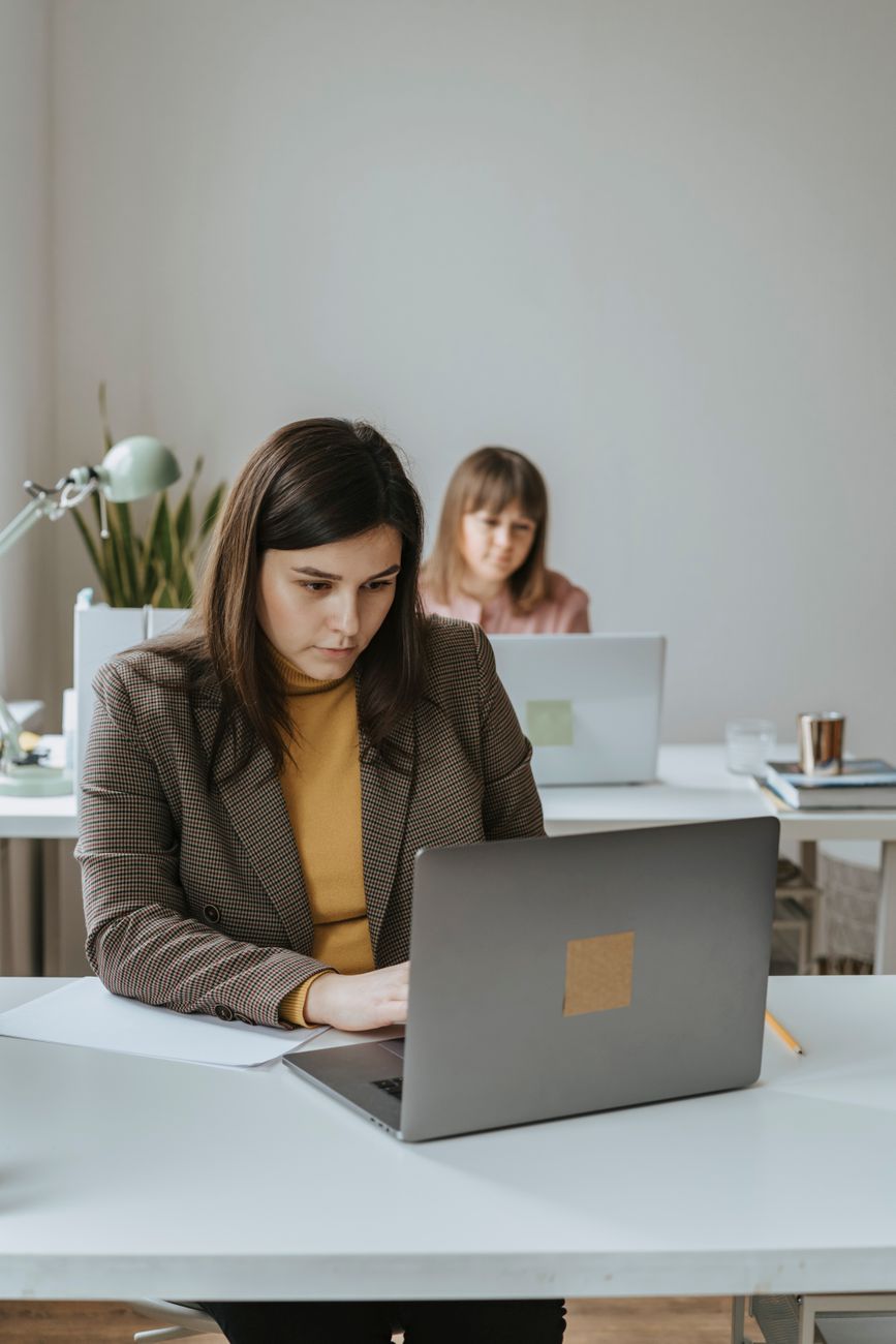 Manutenção de cadeira de escritório — manutenção cadeira