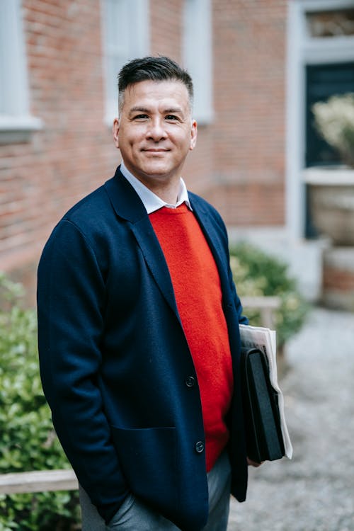 Hombre, En, Traje Azul, Chaqueta, Sonriente