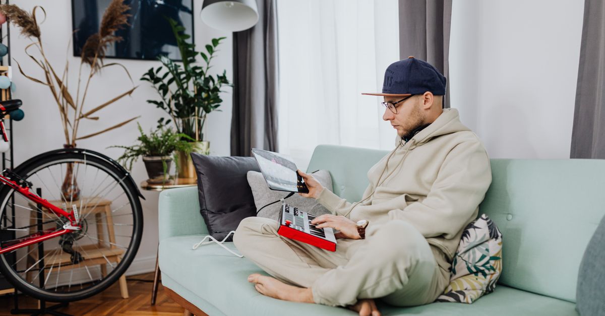 10 Must-Have Gadgets for Smart Homes