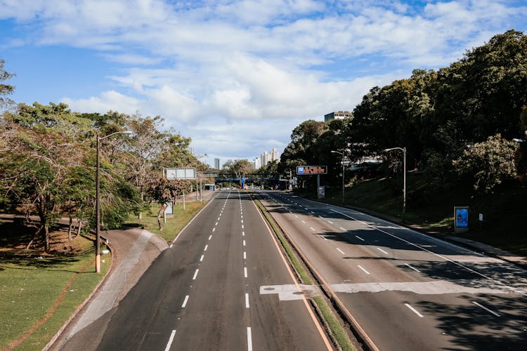 An Empty Roads