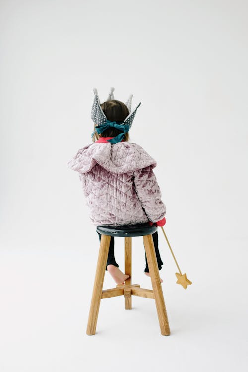 Free 兒童, 坐, 垂直拍攝 的 免費圖庫相片 Stock Photo