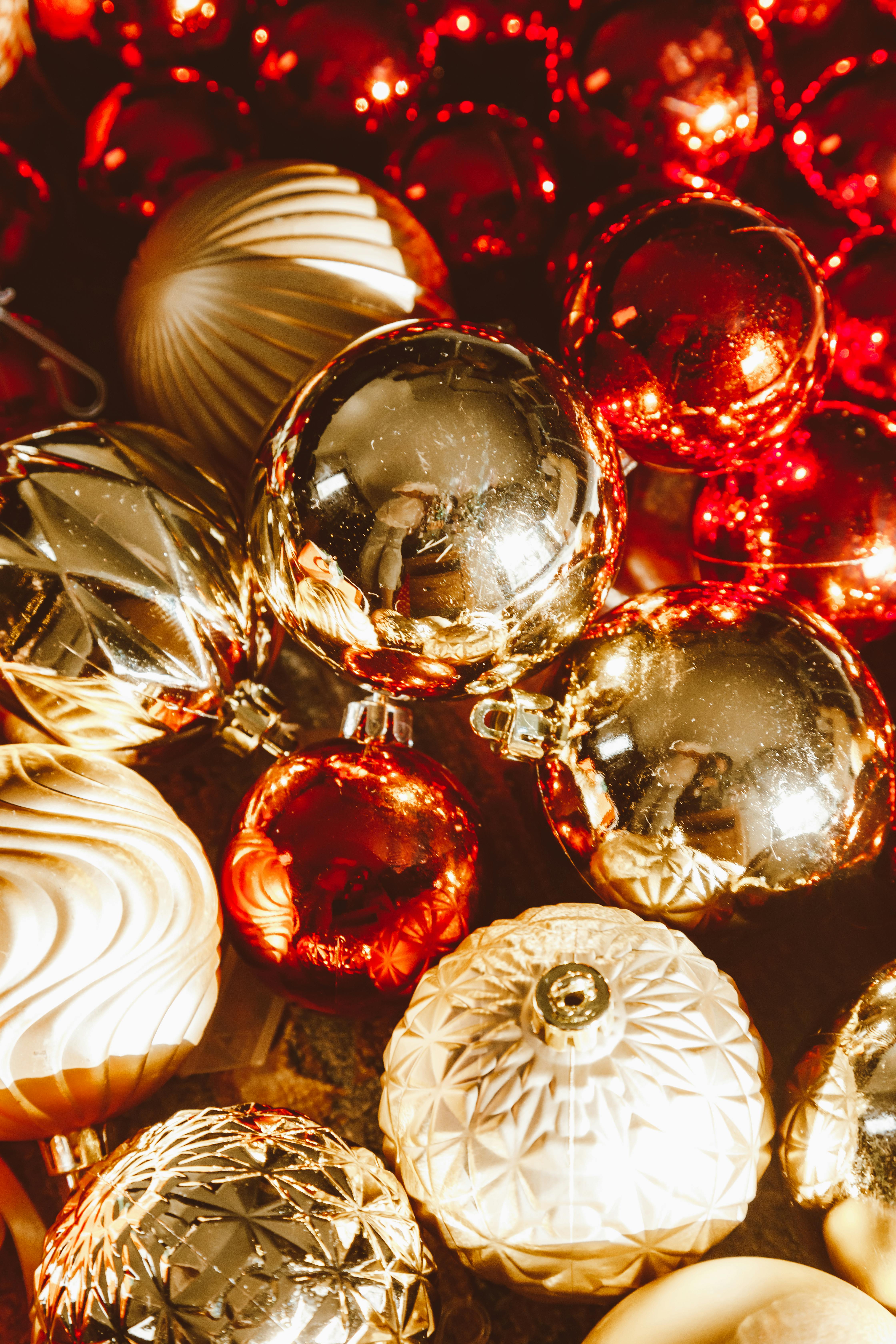 shiny christmas balls for decoration