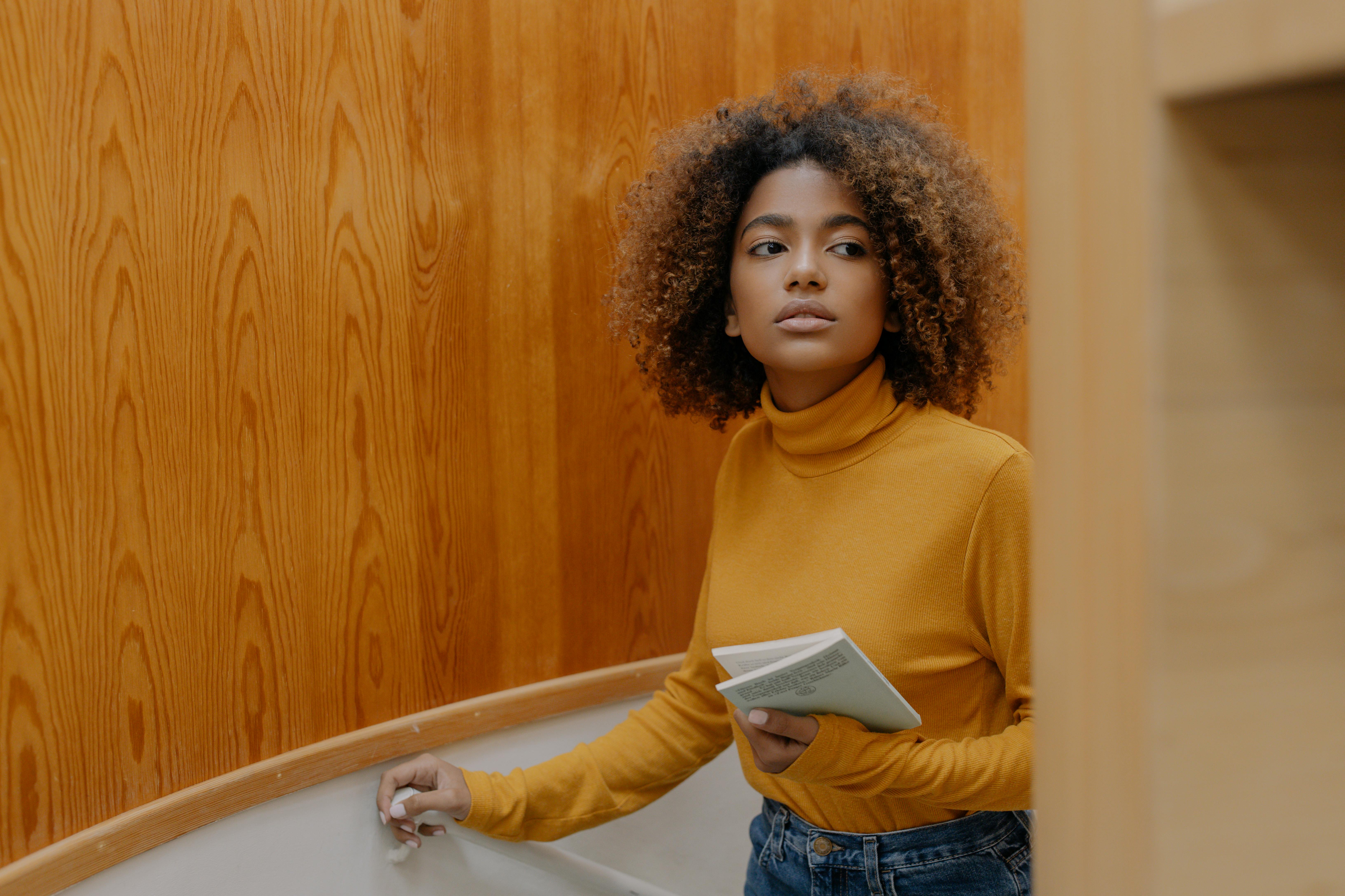 College admissions anxiety is at an all-time high, but this expert says families need a different perspective — Photo by cott