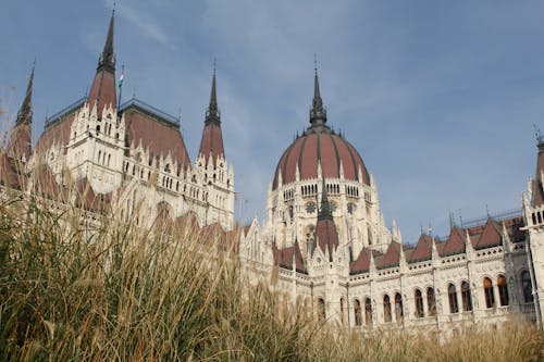 Ingyenes stockfotó alacsony szögű felvétel, Budapest, dóm témában
