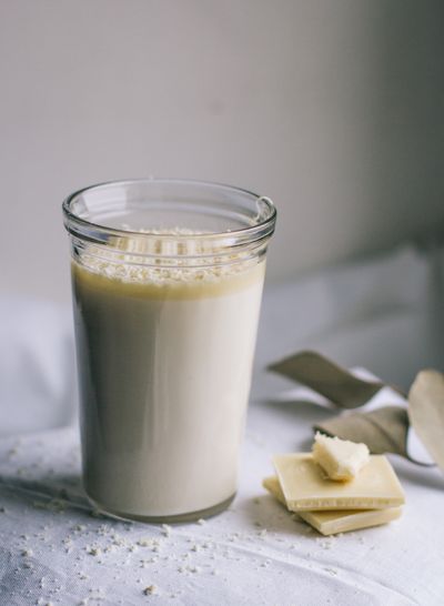 Milkshake de leite ninho com chocolate branco