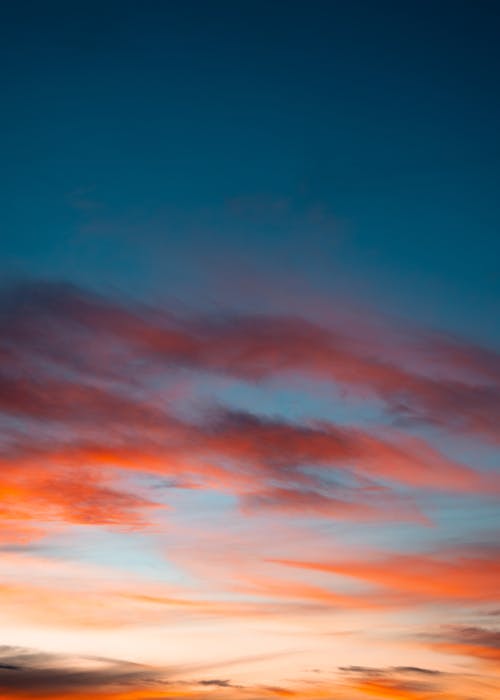 Free Amazing view of cloudy sky at sunset Stock Photo