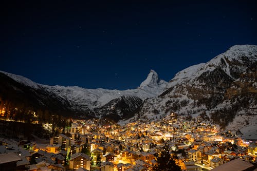 Immagine gratuita di alpi, case, cervino