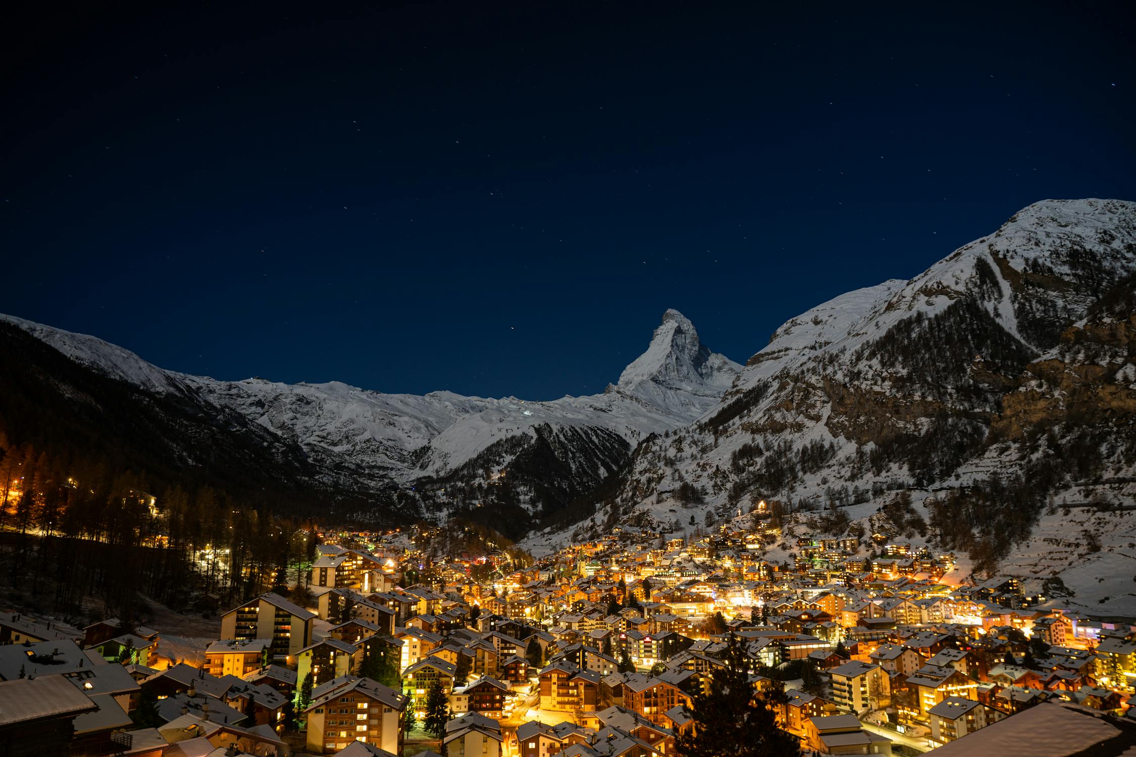 Aventuras Alpinas: Descobrindo as Diversões dos Alpes Suíços