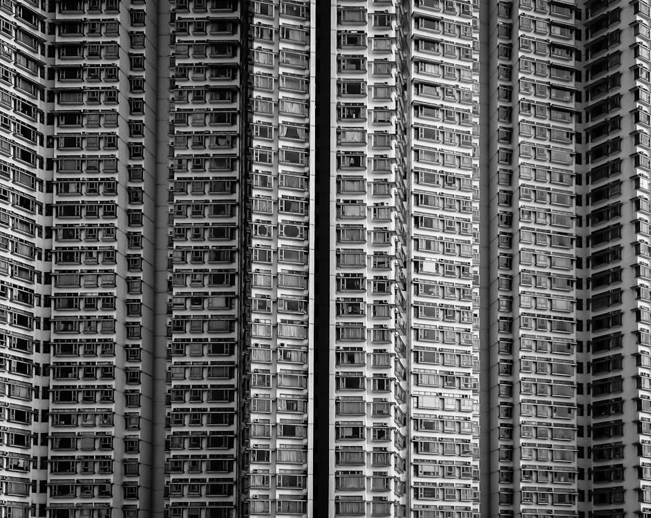Безкоштовне стокове фото на тему «архітектура, висотні будівлі, відтінки сірого»