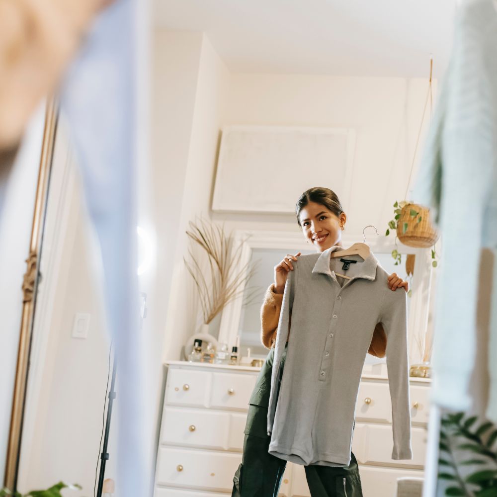 Chatham — movers delivering furniture from a van