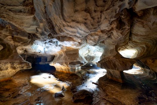 Actun Tunichil Muknal cave ruins — Belize