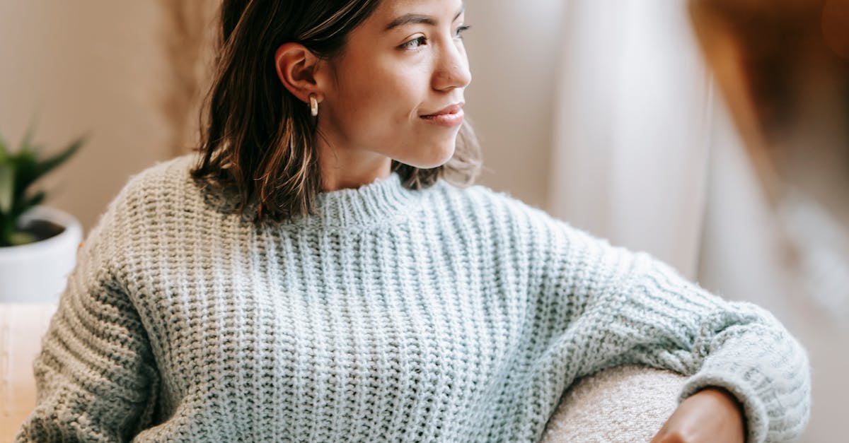 How to cut off jeans into Capri