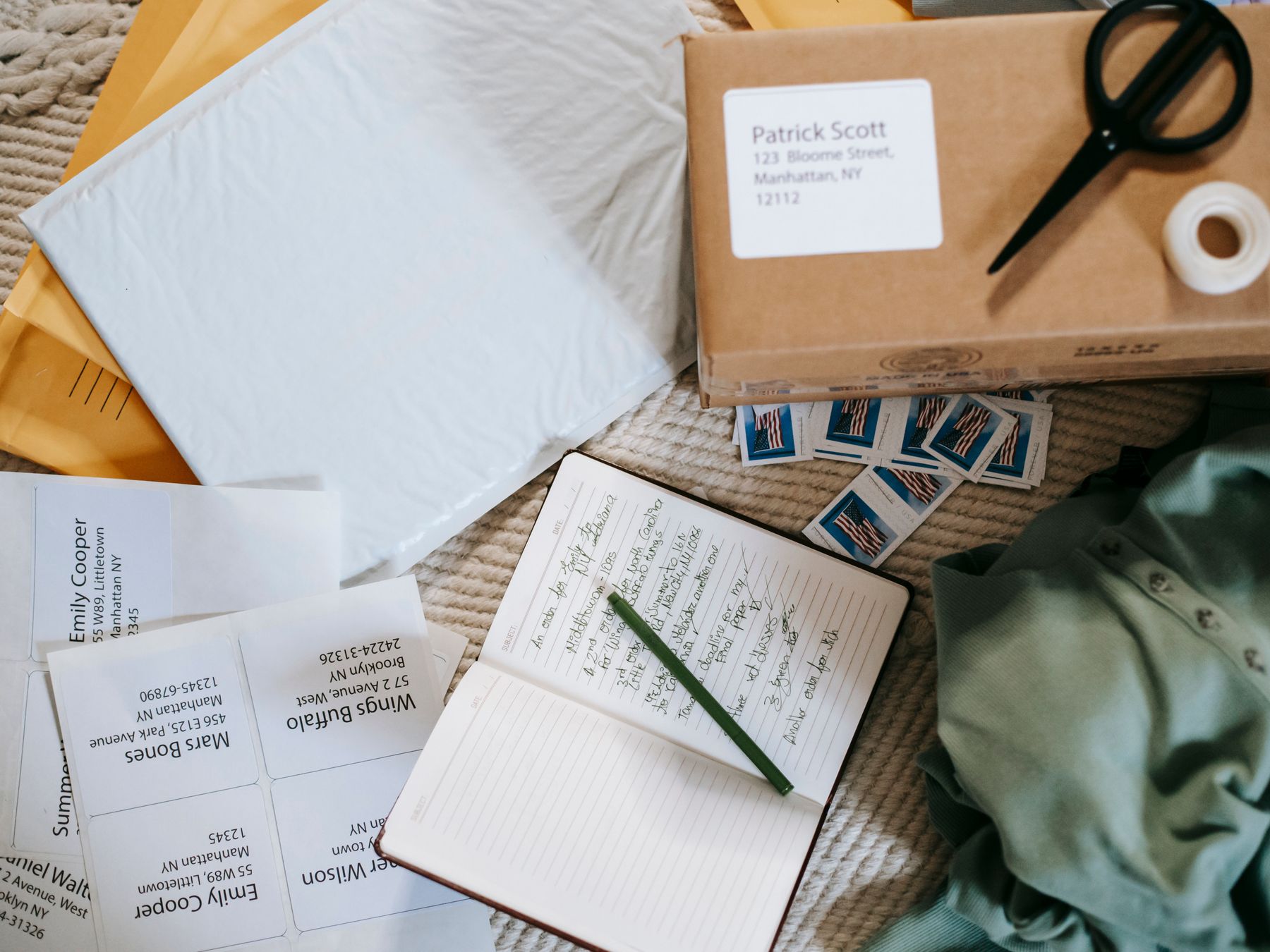 Flax Bourton — professional packers wrapping and boxing belongings