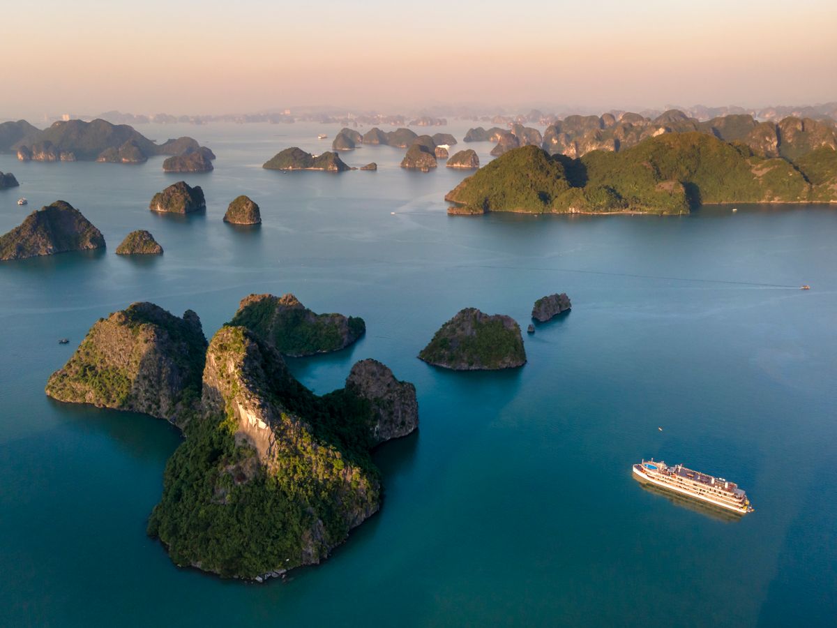 Hanoi · Ninh Binh · Ha Long Bay