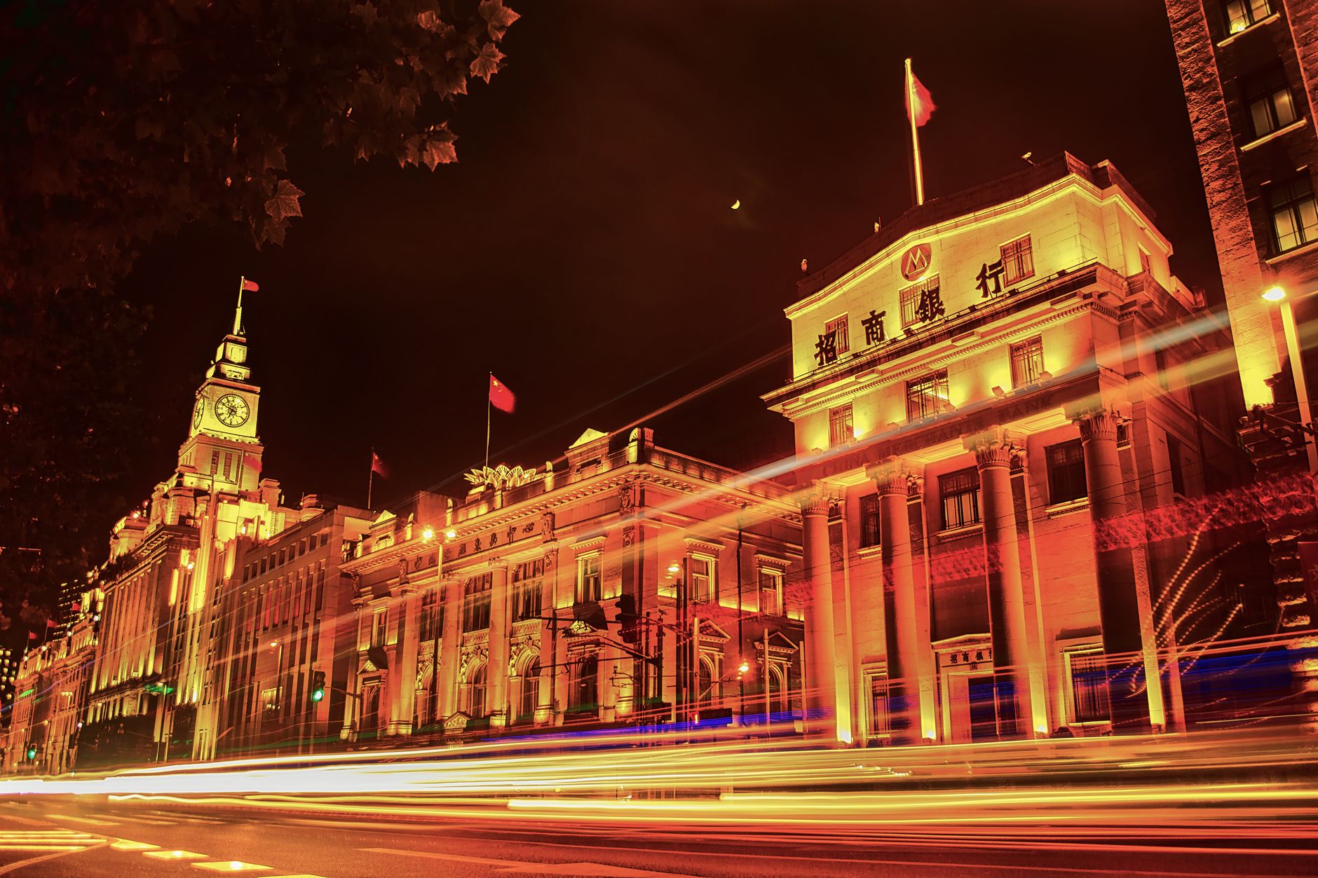 Popular sights in The Bund Landmarks in The Bund