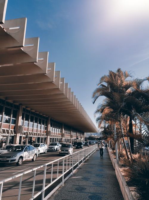 Free Captivating view of modern architecture and palm trees in Belo Horizonte, Brazil. Stock Photo