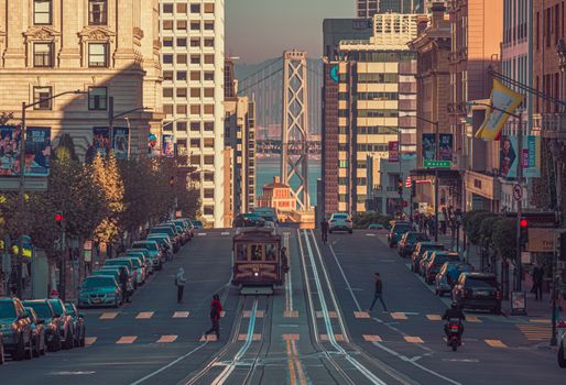 Cable car and Lombard Street walk — San Francisco