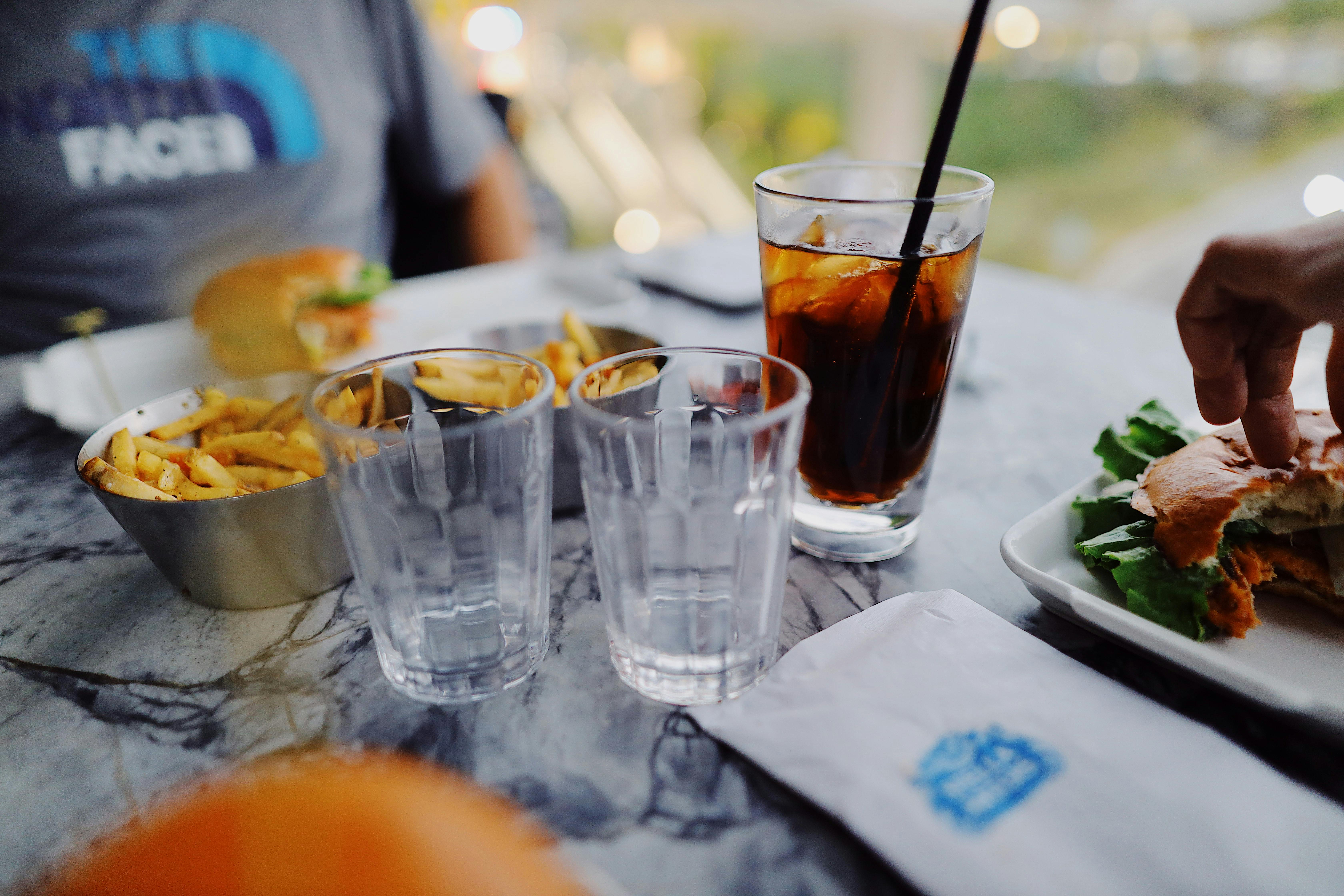 Ashjar Cafe Alaqiq exterior