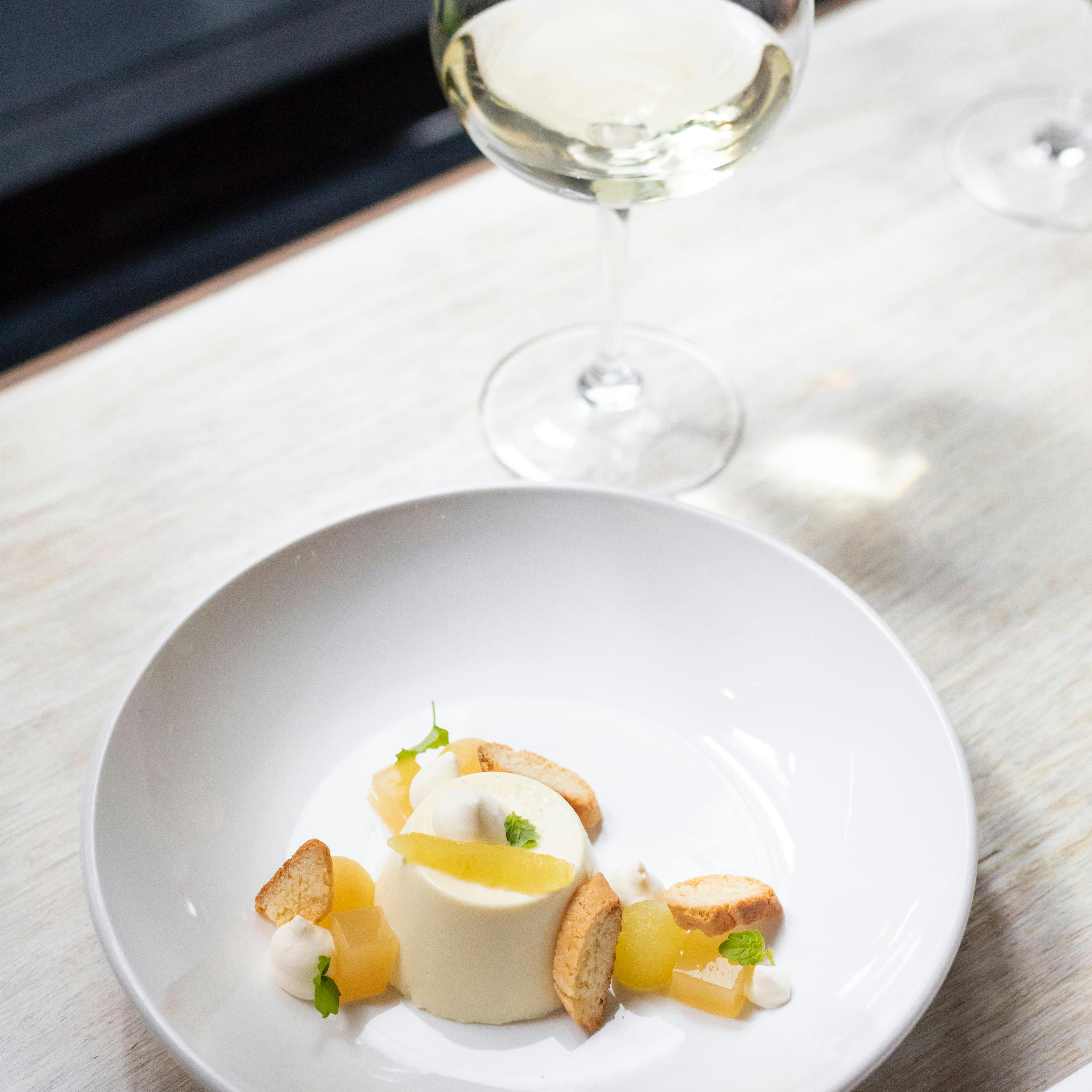 Elegant Evening of Fine Dining ⁢and Wine Tasting