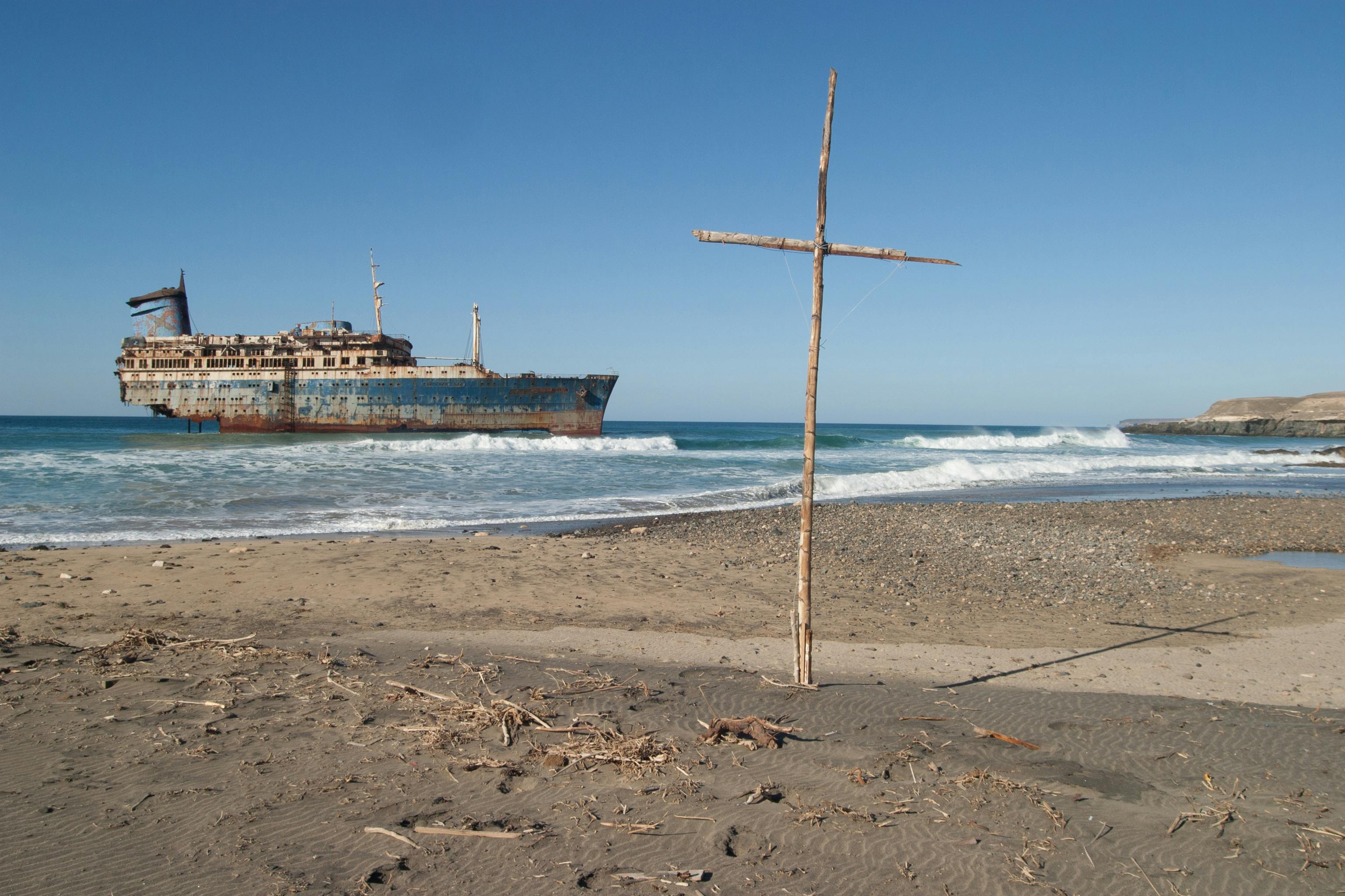 What's The Difference Between Overalls And Coveralls Difference