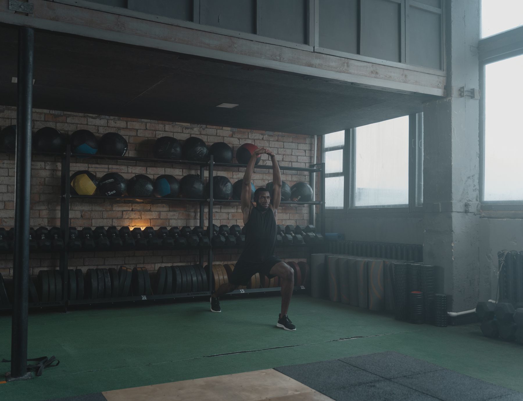 Mobility and stretching routine in a clean training environment