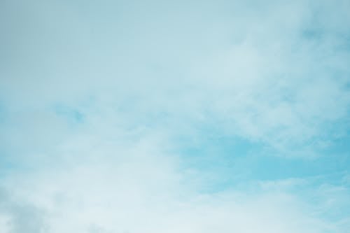 Бесплатное стоковое фото с голубое небо, детские синие обои, детский синий фон
