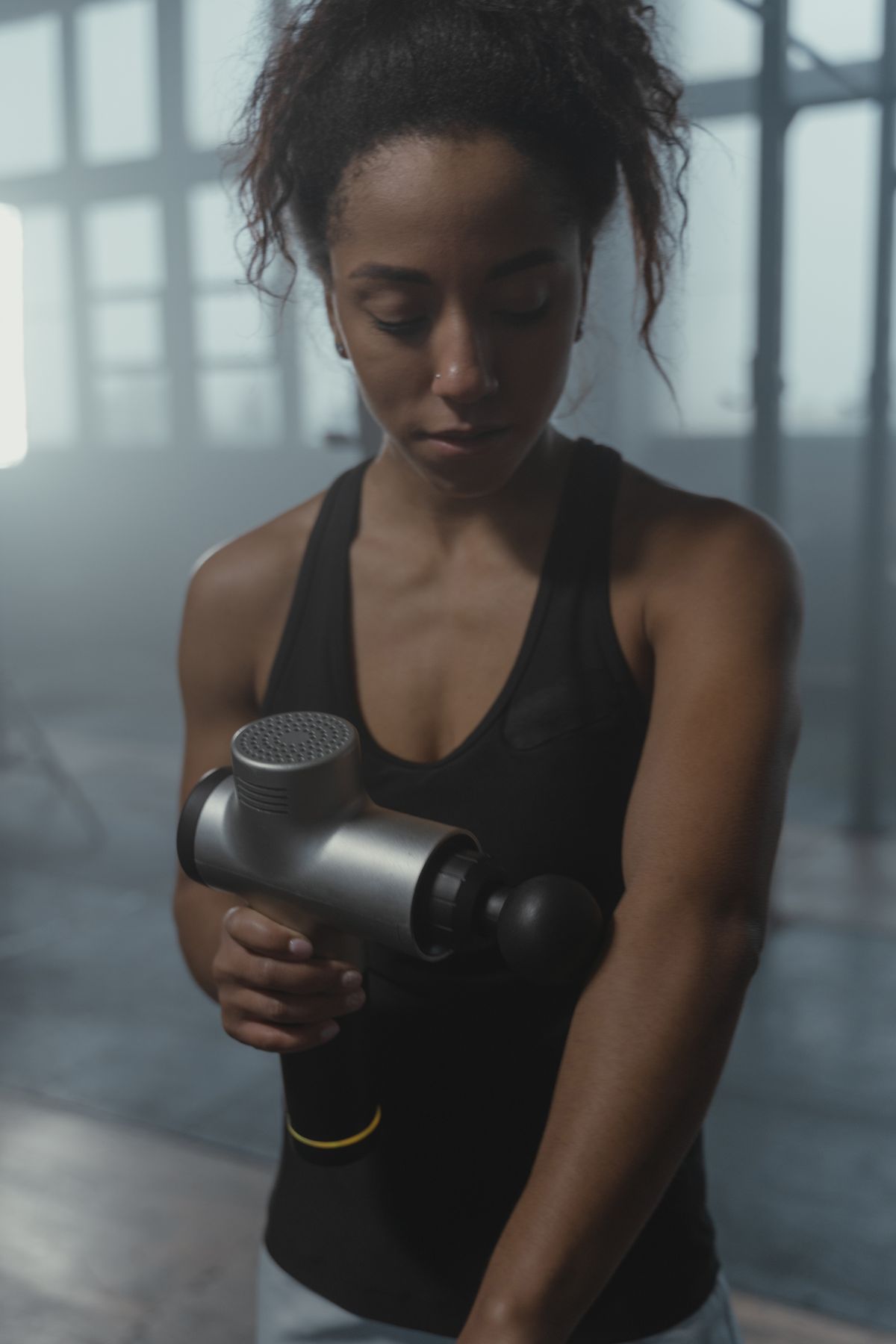 Theragun Sense (2nd Gen) Review: Top-Rated Massage Gun for Relaxation