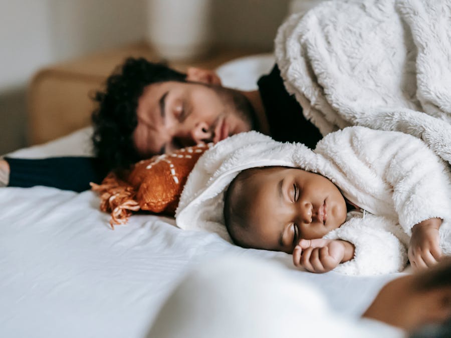 How does sleep affect blood sugar?