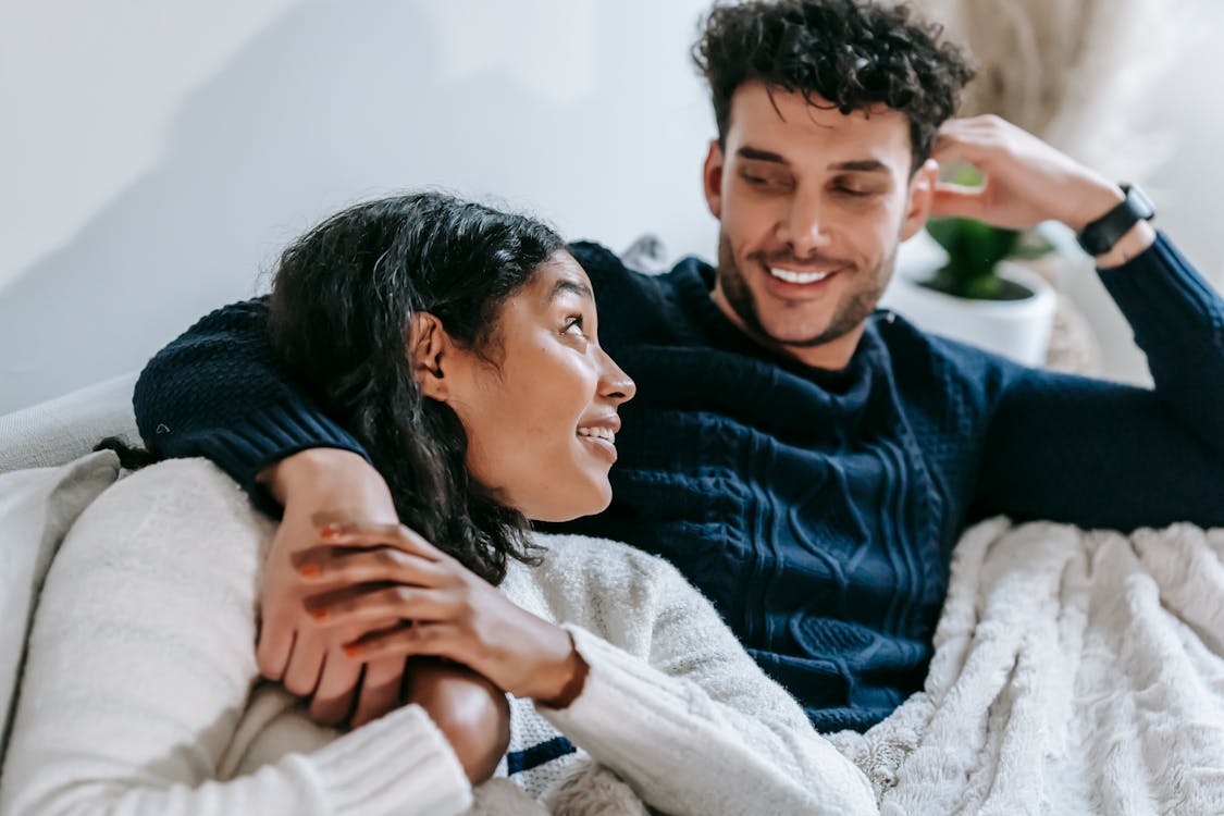{{https://mixerdates.com/?ch=mixerblog}}interracial dating couple mixerdates
