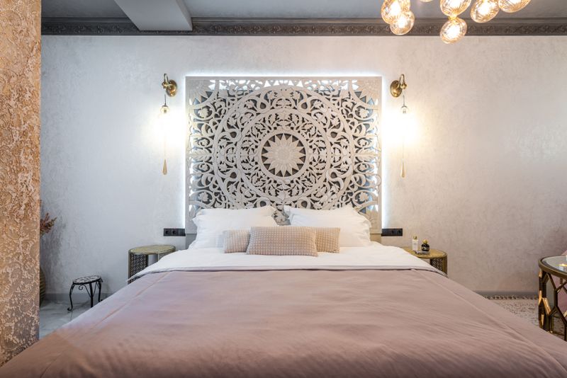 Tray Ceiling with Recessed Cove Lighting