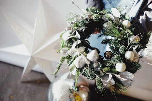 Green Christmas Wreath With Baubles