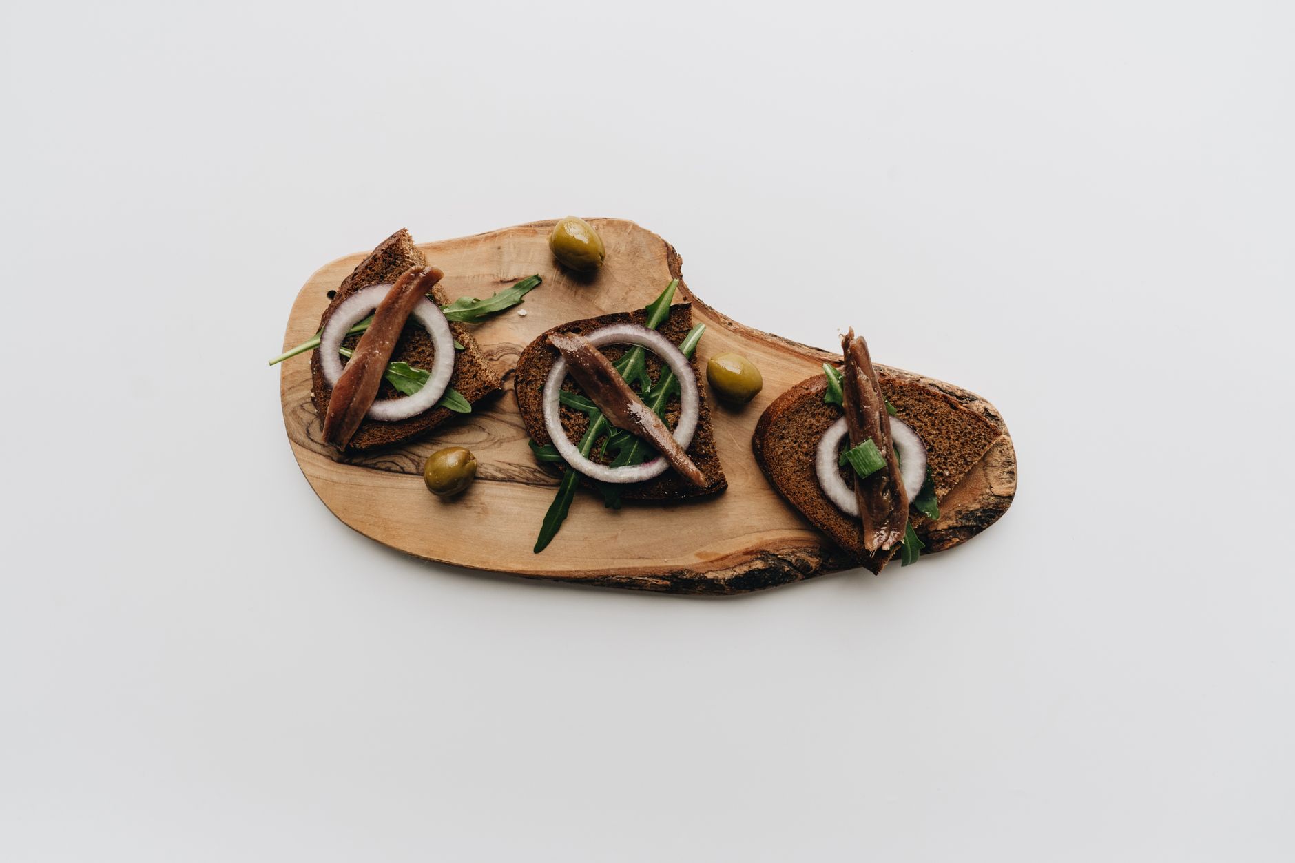 The Mediterranean Diet for Longevity: A Science-Backed Case Study on Anti-Aging Eating Patterns