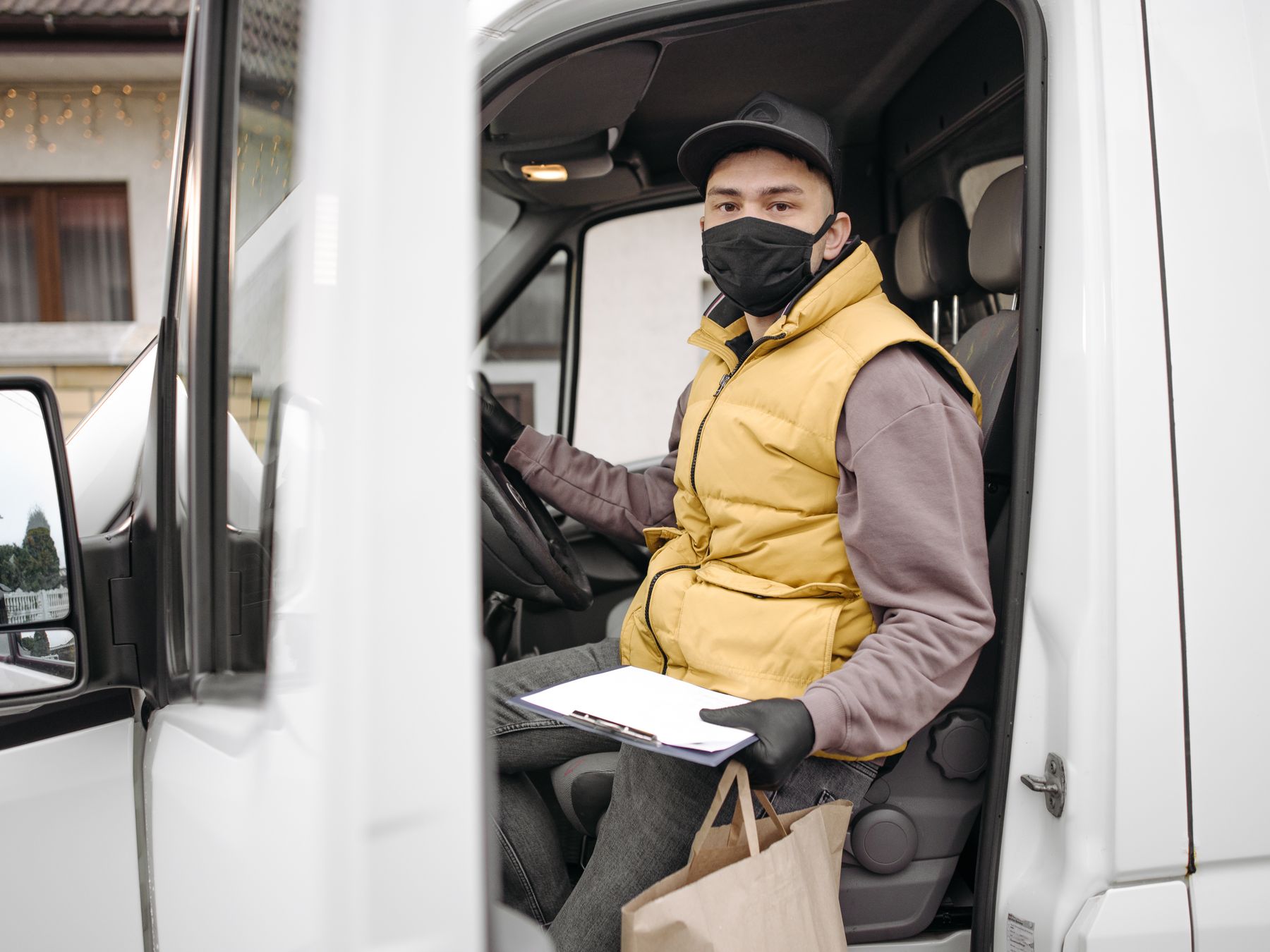 Longniddry — man and van team loading a removal van
