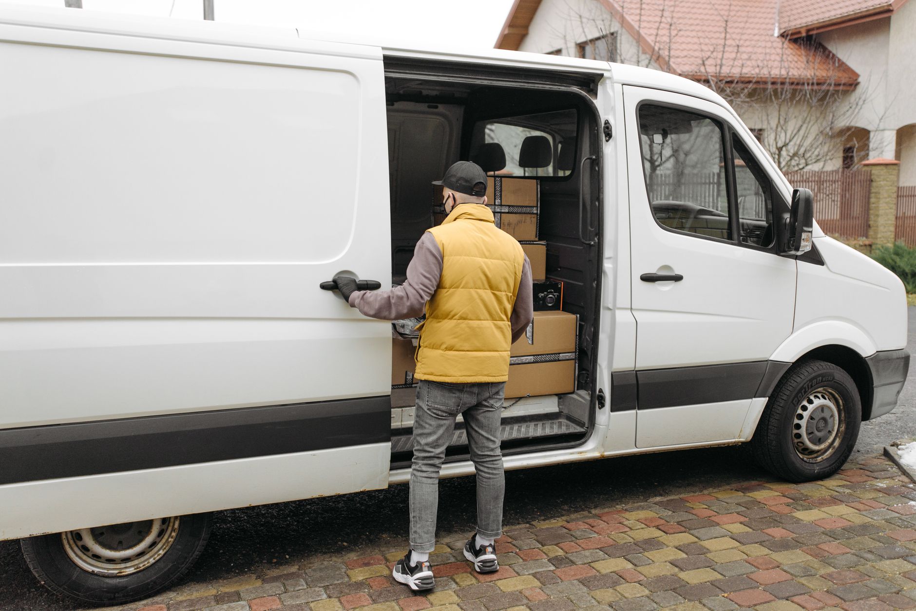 White Glove Delivery: The Secret Sauce Behind Seamless Office Relocations