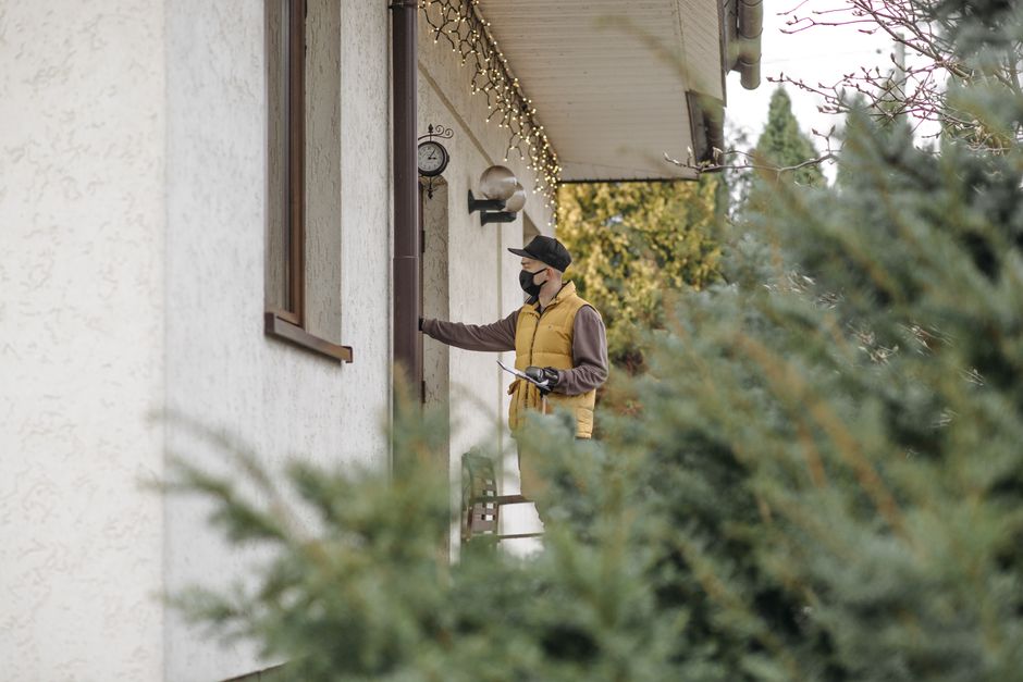 benefits of outdoor lighting for security