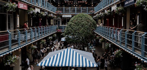 Kingly Court in London