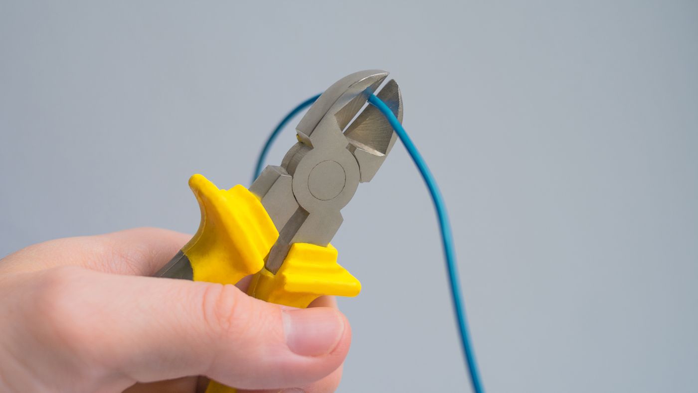 Home Electricity Maintenance That Cuts Bills Permanently