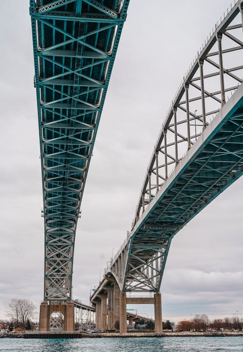 Free Low Angle Shot of Steel Bridges Stock Photo