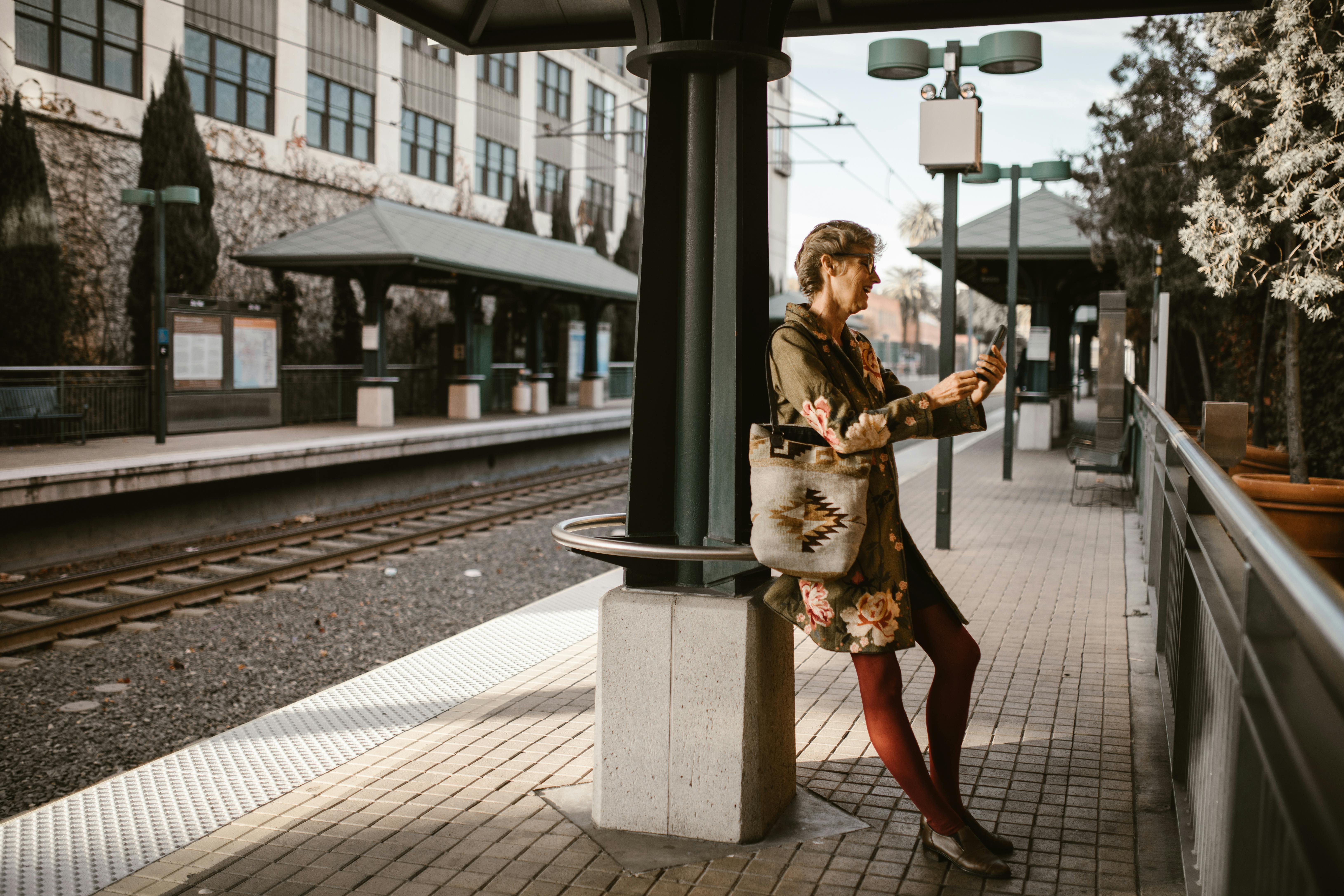 city fashion couple love