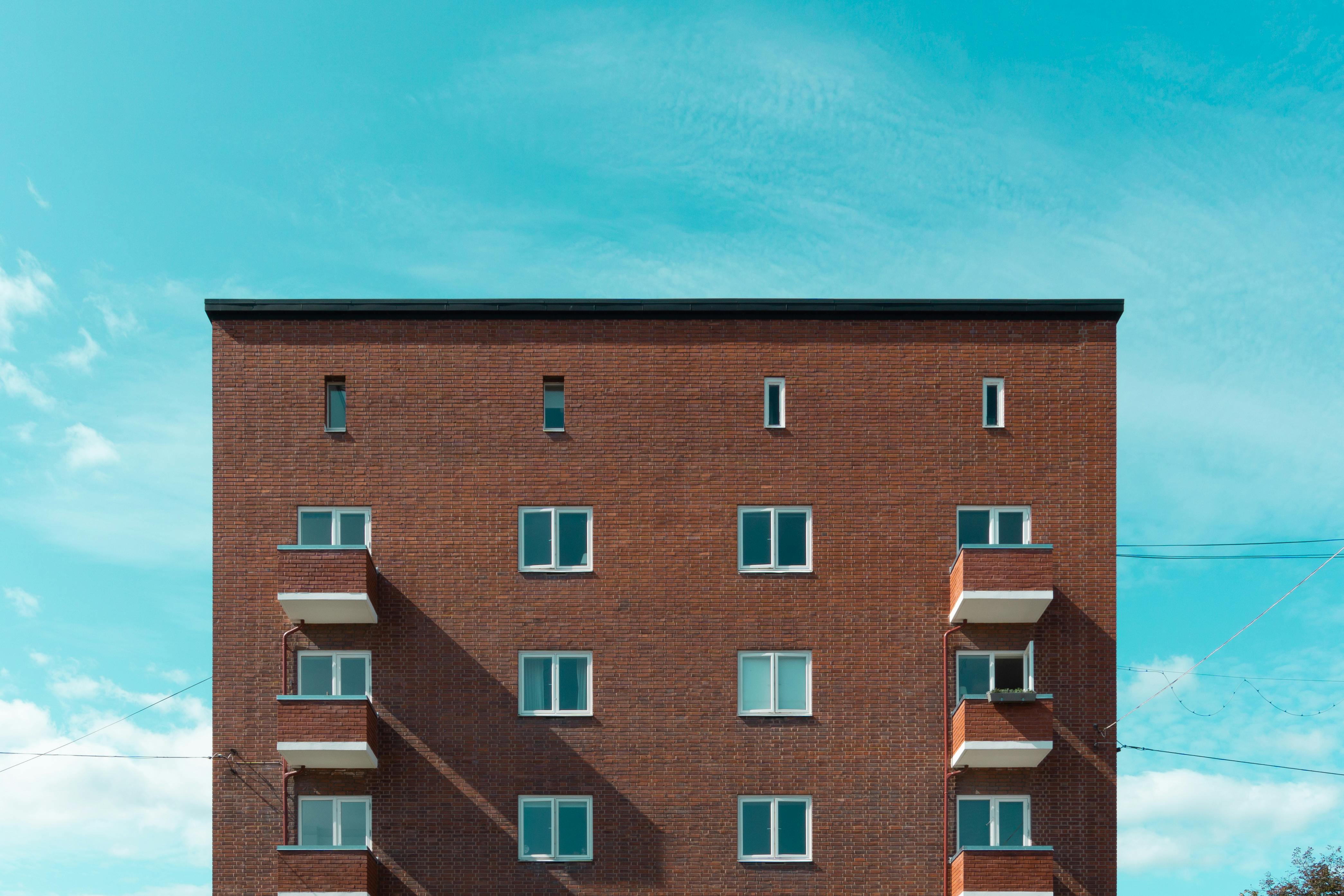 Top Rental Property Management Software to Streamline Your Landlord Tasks in 2025 — Photo by Vlado Paunovic on Pexels