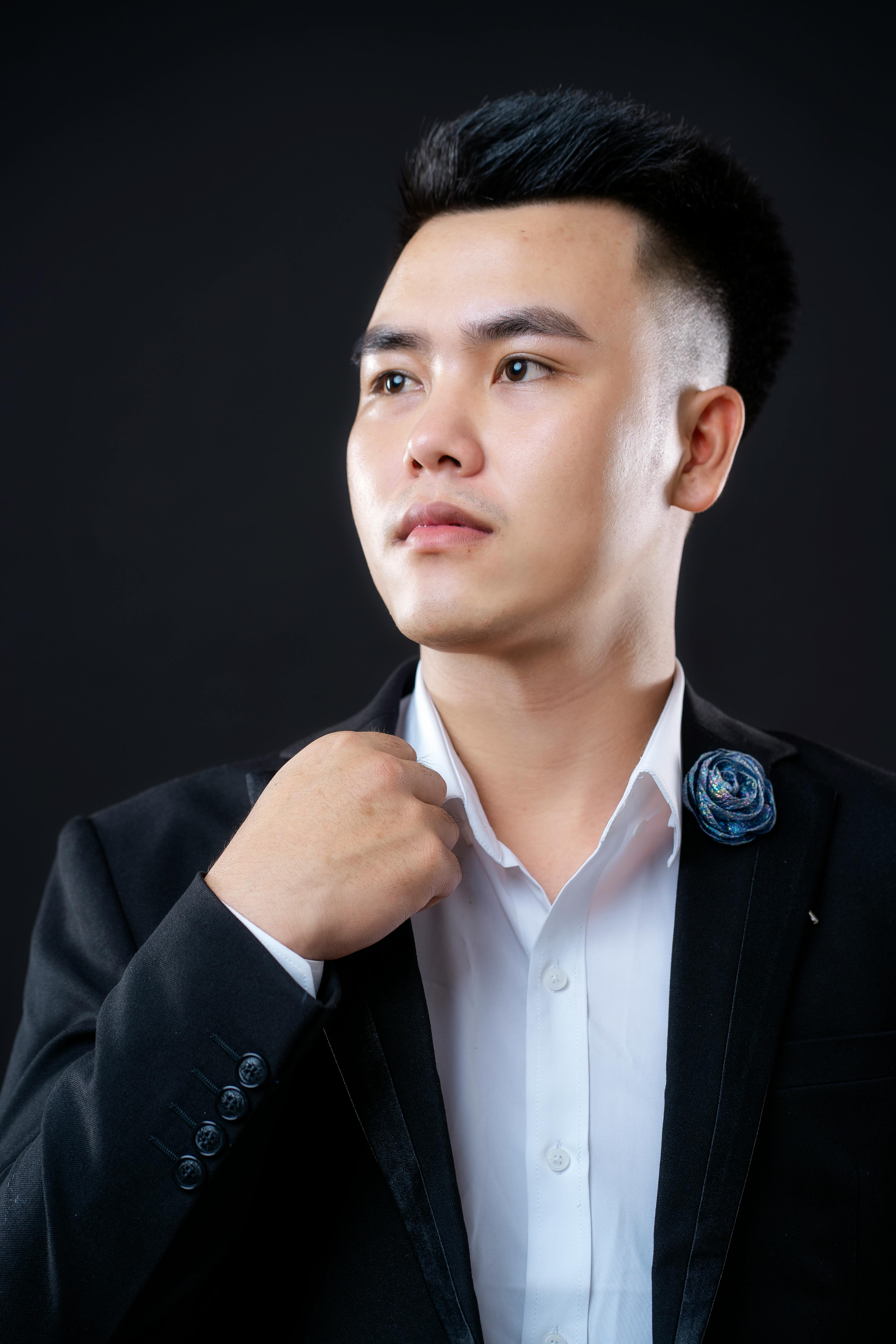 Gratis Foto stok gratis anak muda, Asia, background hitam Foto Stok