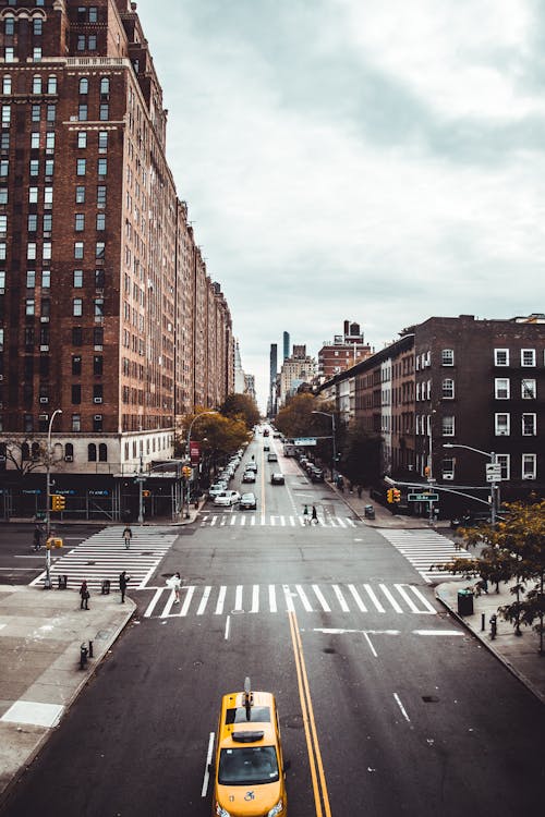 Δωρεάν στοκ φωτογραφιών με nyc, αυτοκίνητα, διασταύρωση