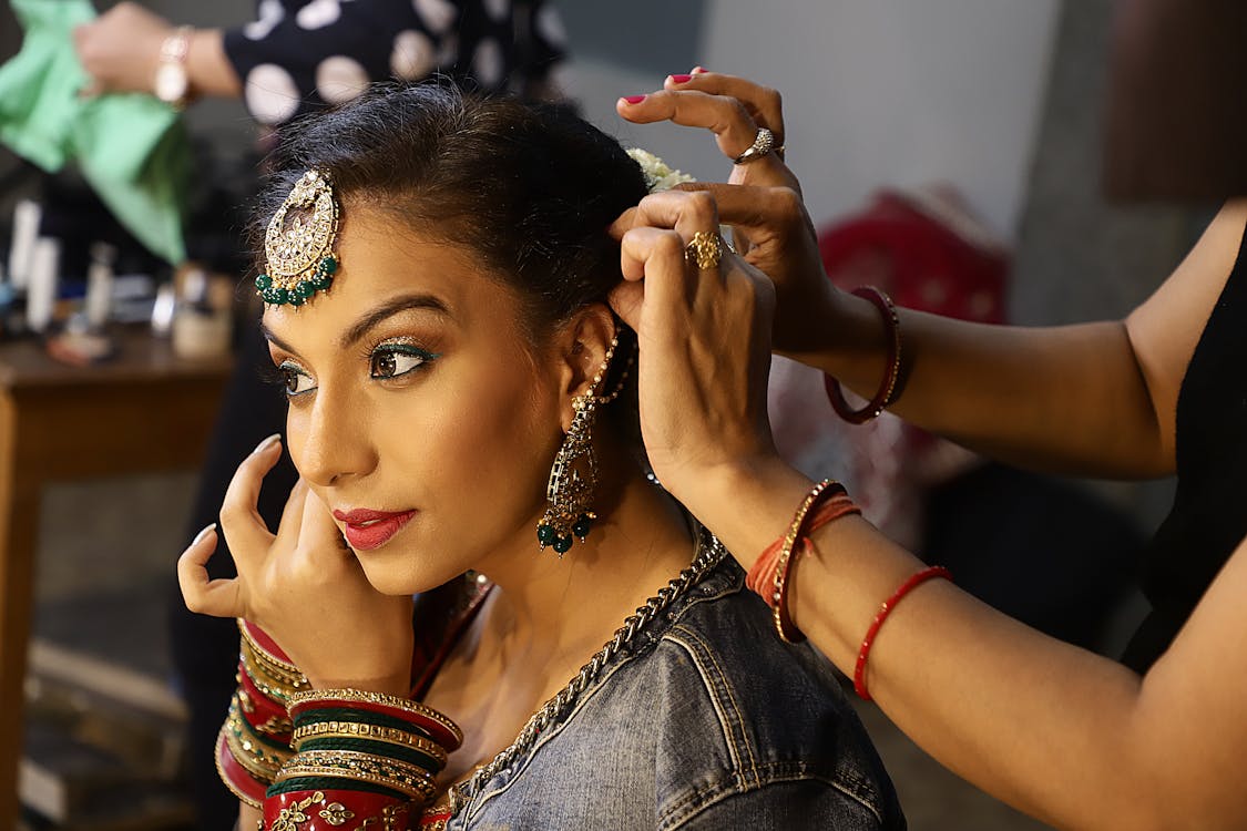光鮮亮麗, 印度女人, 发型师 的 免费素材图片